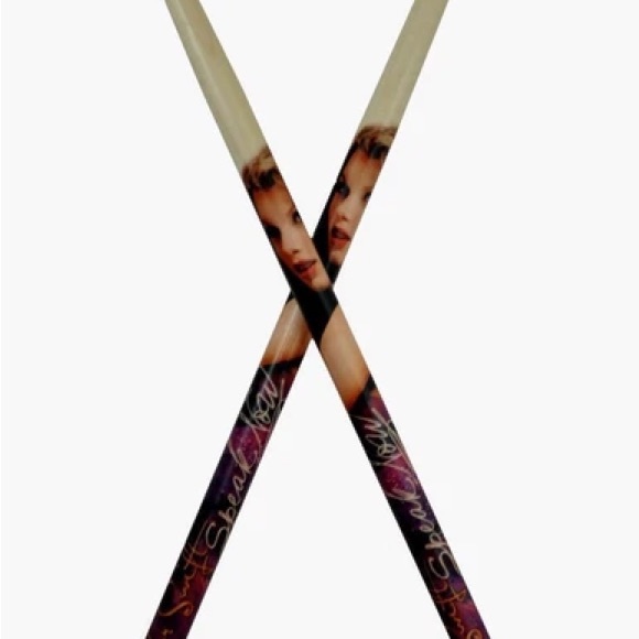 Taylor Swift Speak Now Drum Sticks - Picture 6 of 6